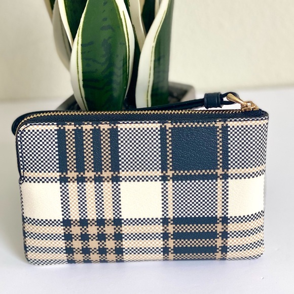 Coach Corner Zip Wallet Wristlet - Picture 4 of 8